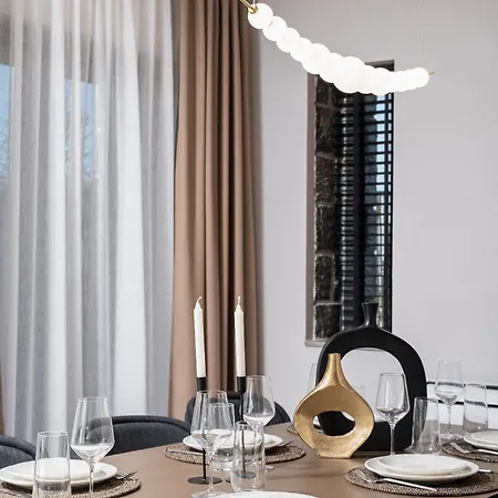 Villa Petra Luxuria With Private Heated Pool *