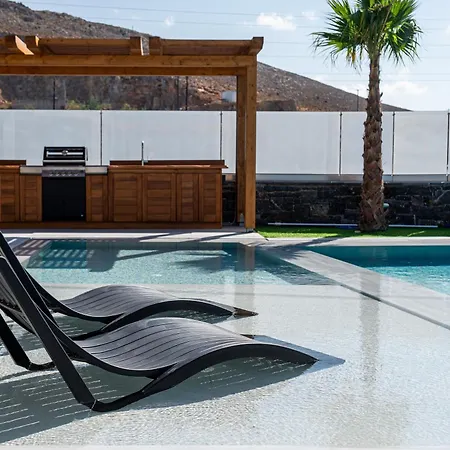 Petra Luxuria With Private Heated Pool *