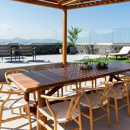 Villa Petra Luxuria With Private Heated Pool